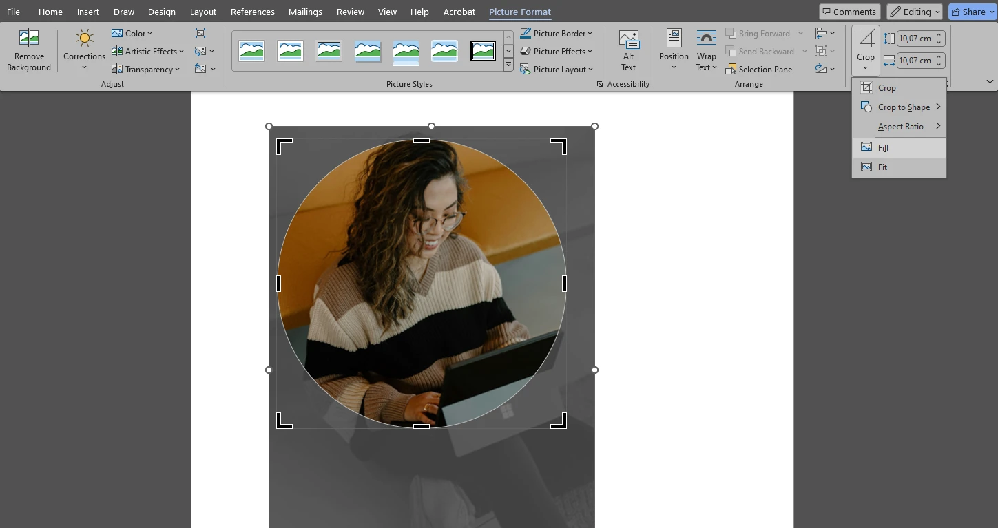 How to Crop a Picture into a Shape in Word